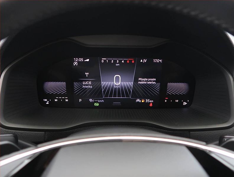 Škoda Karoq (2023) 1.5 TSI, digi klima - fotka 11 z 23