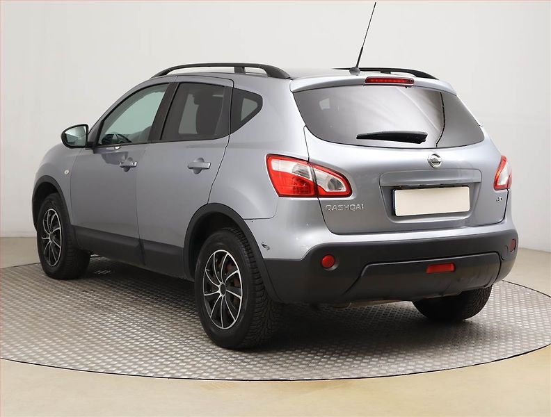 Nissan Qashqai (2013) 1.6 dCi, 4X4, Eko.zaplacen - fotka 4 z 18
