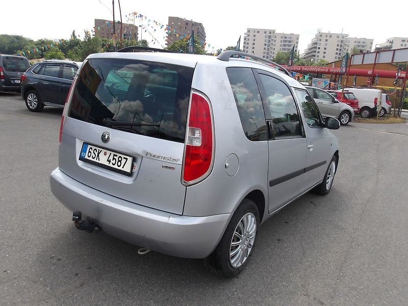 Škoda Roomster 1,6i AUTOMAT !!! - fotka 11 z 28