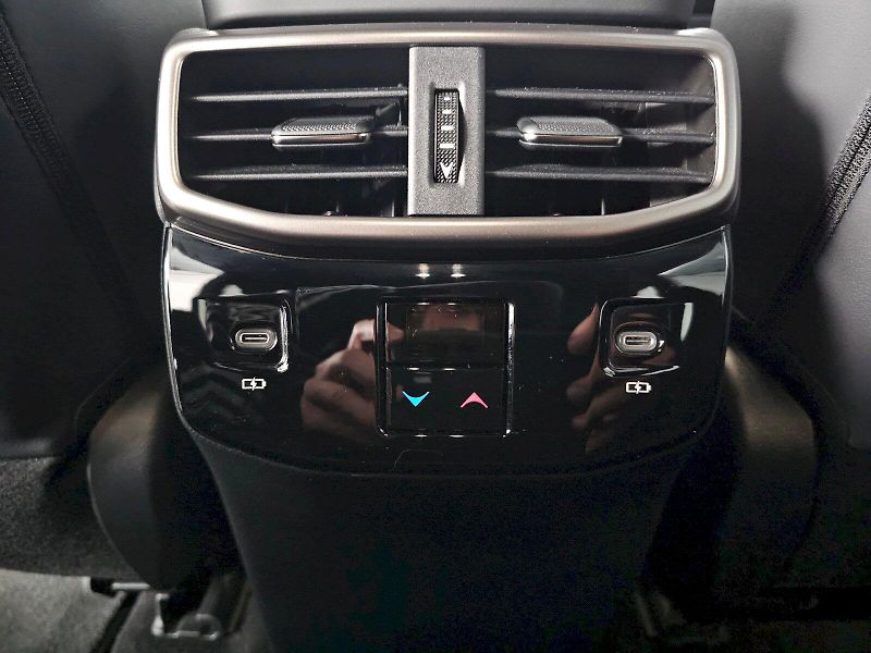 Lexus RX 350 (2024) 2.5HEV 250k 4x4 FSPORT PLUS HE - fotka 21 z 26