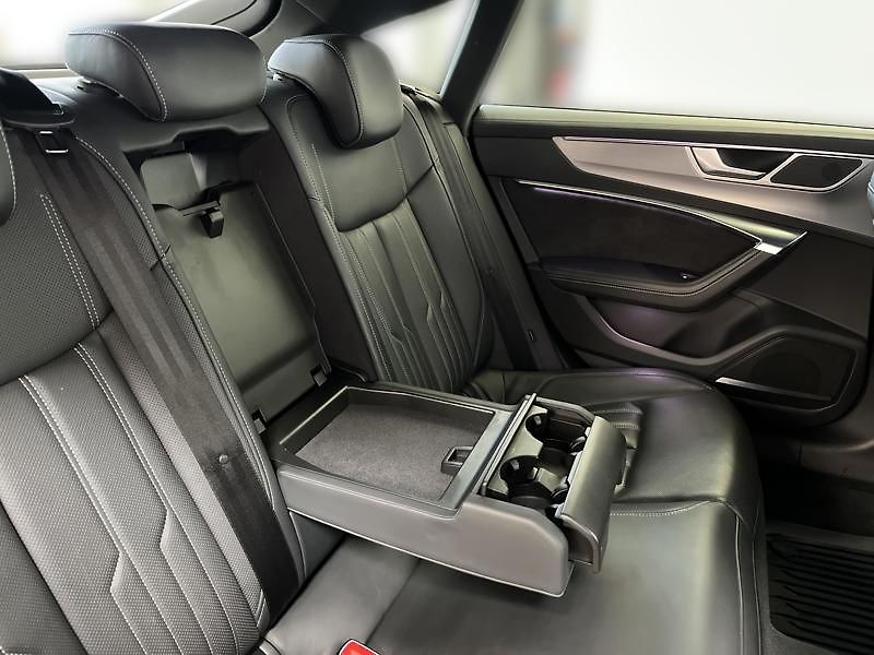 Audi S7 3.0 TDI quattro Black - fotka 21 z 23
