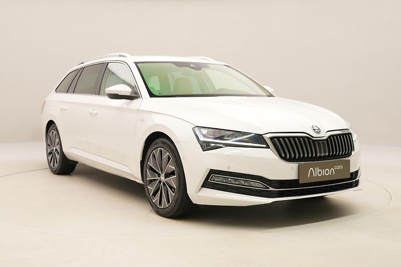 Škoda Superb COMBI 2.0TDI L&K DSG CZ - fotka 14 z 64