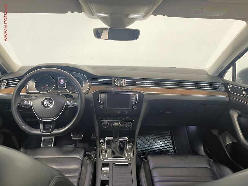 Volkswagen Passat (2015) 2.0 Bi-TDi 4x4, Highline - fotka 8 z 18
