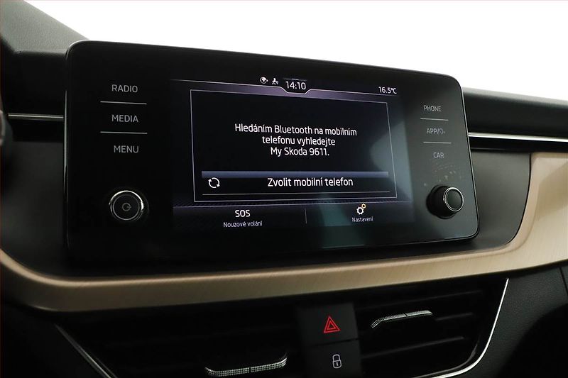 Škoda Scala (2023) Style 1.0 TSI, ČR,1.maj - fotka 14 z 19