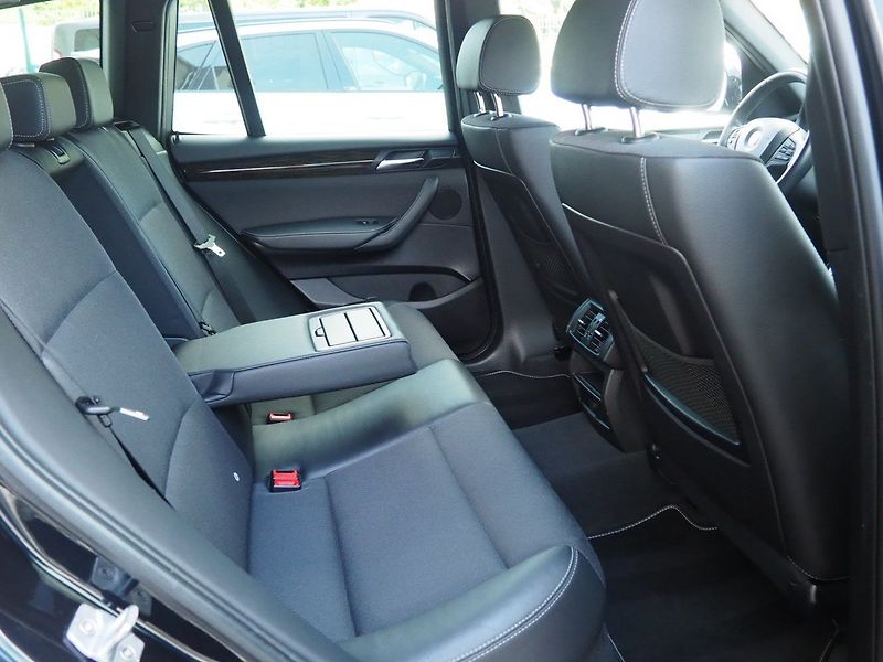 BMW X3 (2013) 2.0D xDrive, AT - fotka 15 z 35