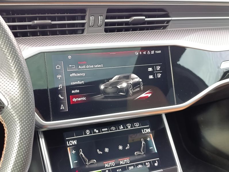 Audi RS 7 4.0TFSI AUDI EXCLUSIVE DPH - fotka 37 z 53