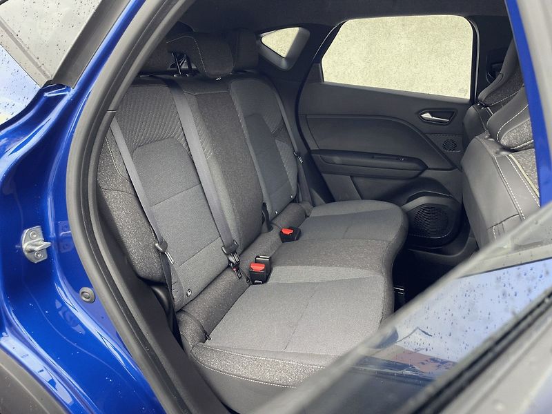 Renault Captur (2025) TECHNO 1,3TCe 160k EDC - fotka 10 z 23