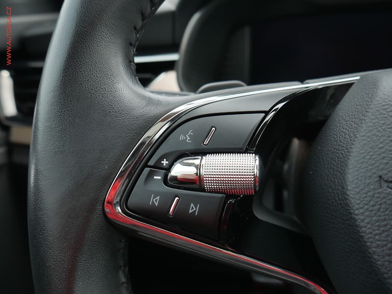 Škoda Scala (2021) 1.5 TSI, ČR, Style, DSG - fotka 16 z 19