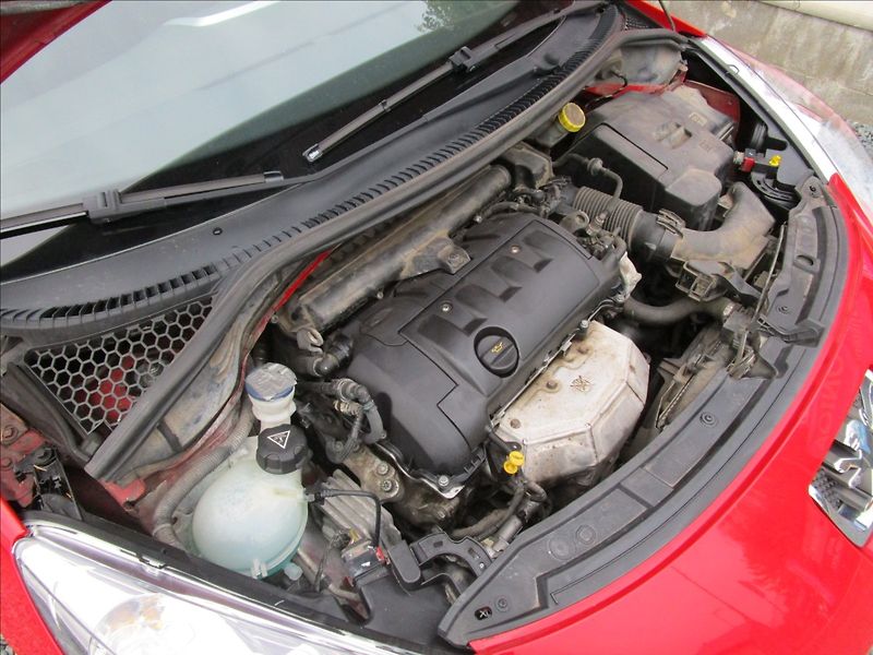 Peugeot 207 SW 1.4VTi Klima - fotka 35 z 36