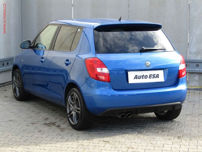 Škoda Fabia (2011) 1.4 TSi, 1.maj, RS, servis - fotka 6 z 19