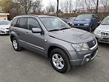 Suzuki Grand Vitara 2.0 benzin  Rezervace - náhled 4