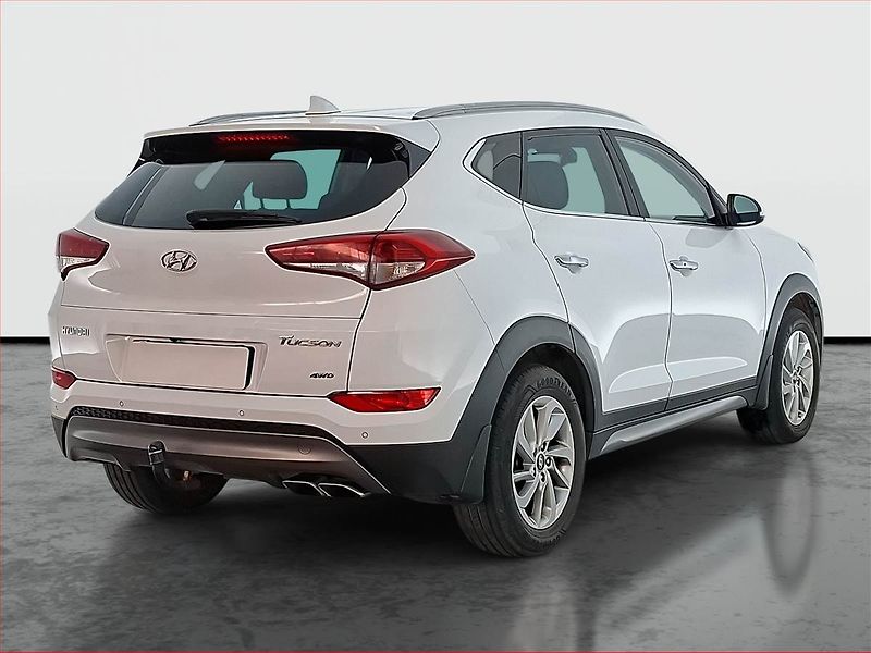 Hyundai Tucson (2016) 2.0 CRDi, 4X4, Serv.kniha - fotka 5 z 19