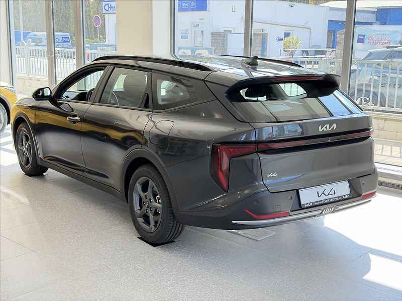 Kia K4 1,0 1.0T-GDi MHEV 7DCT SPIN  S - fotka 4 z 10