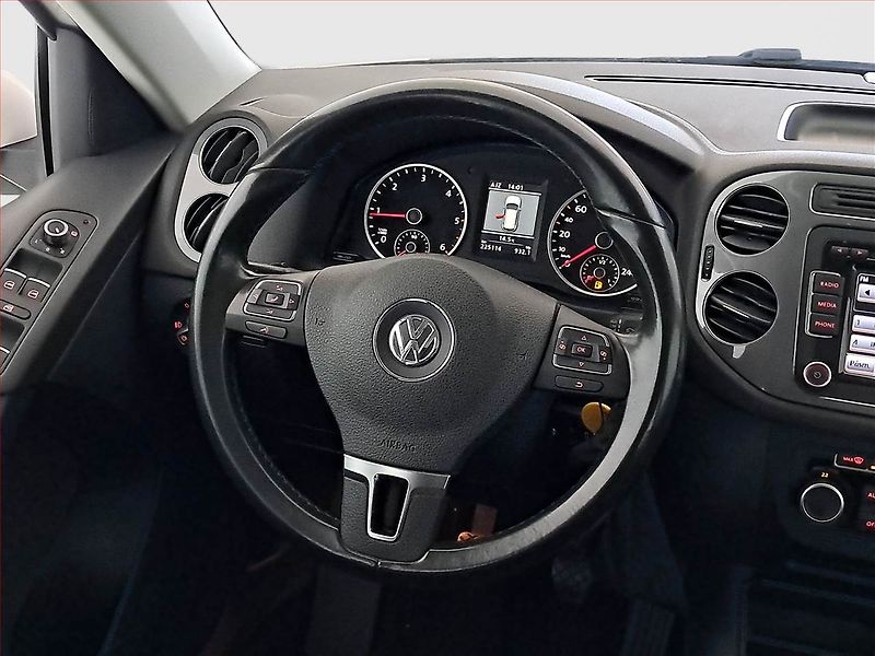 Volkswagen Tiguan (2013) 2.0 TDI, 4X4, Serv.kniha - fotka 15 z 17