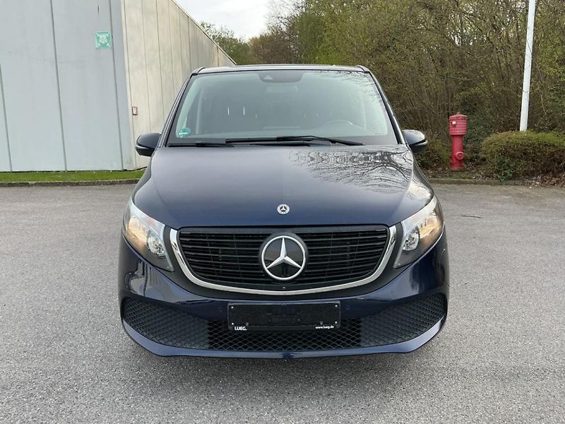 Mercedes-Benz EQV (2021) EQV 300 Long - fotka 2 z 17