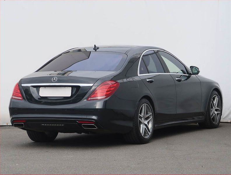 Mercedes-Benz Třídy S (2014) AMG Paket S 500 4MATIC, 4X4 - fotka 5 z 28