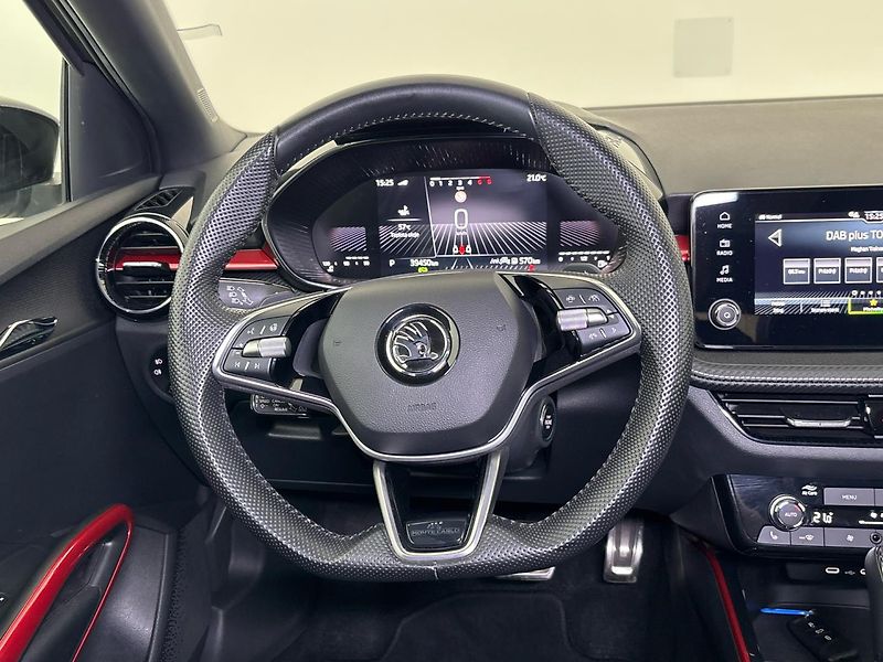Škoda Fabia Monte Carlo DSG - fotka 18 z 29