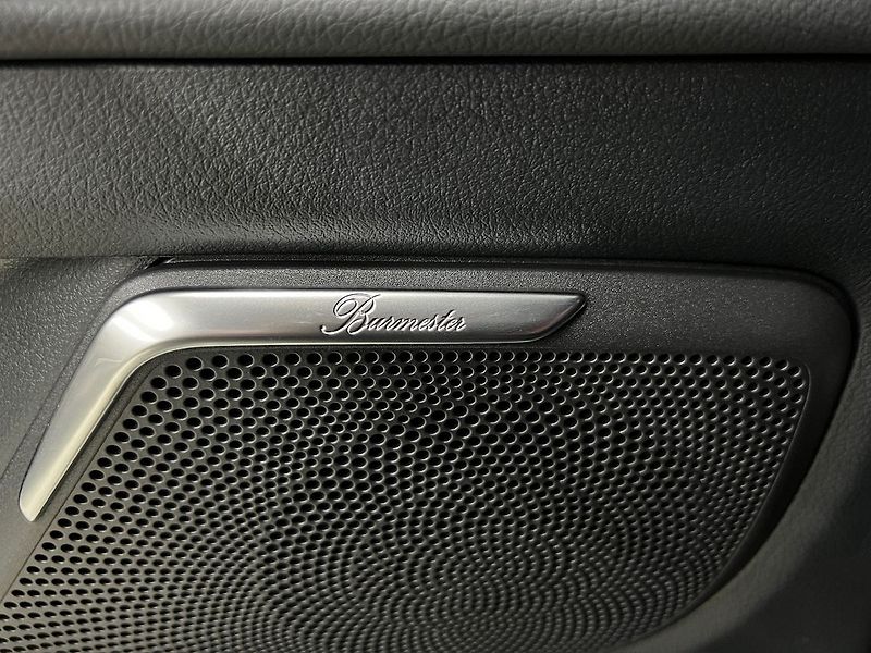 Mercedes-Benz Třídy V 300d 4M AMG LUXURY, AIRMATIC - fotka 29 z 34