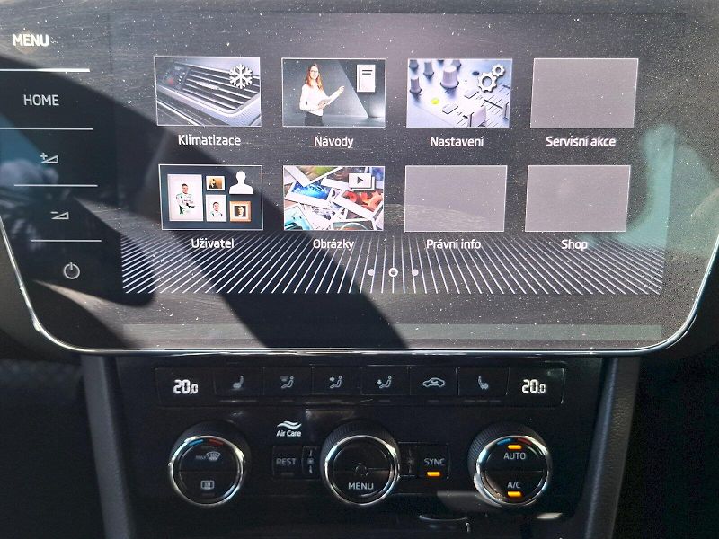 Škoda Superb (2024) COMBI STYLE PLUS TD 110/2.0 7D - fotka 31 z 33