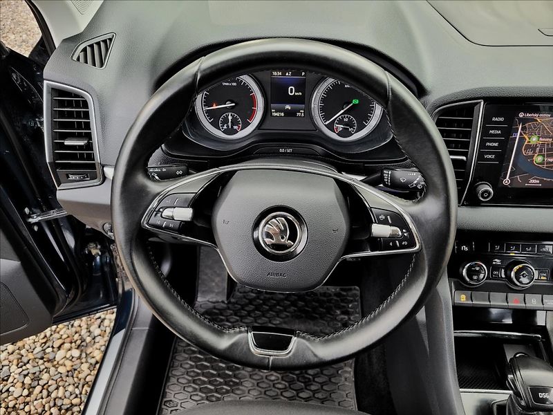 Škoda Karoq 1,5 TSI,DSG,navi,110kw - fotka 20 z 49
