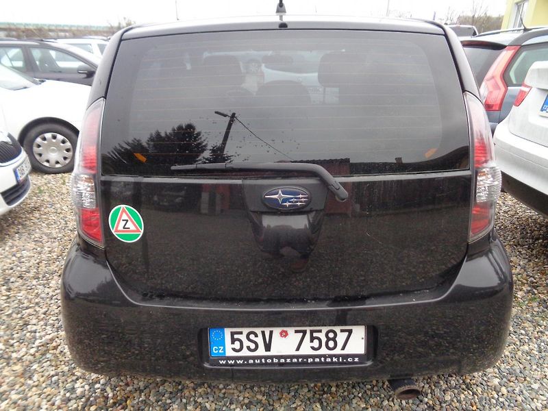 Subaru Justy 1,0 - fotka 5 z 12