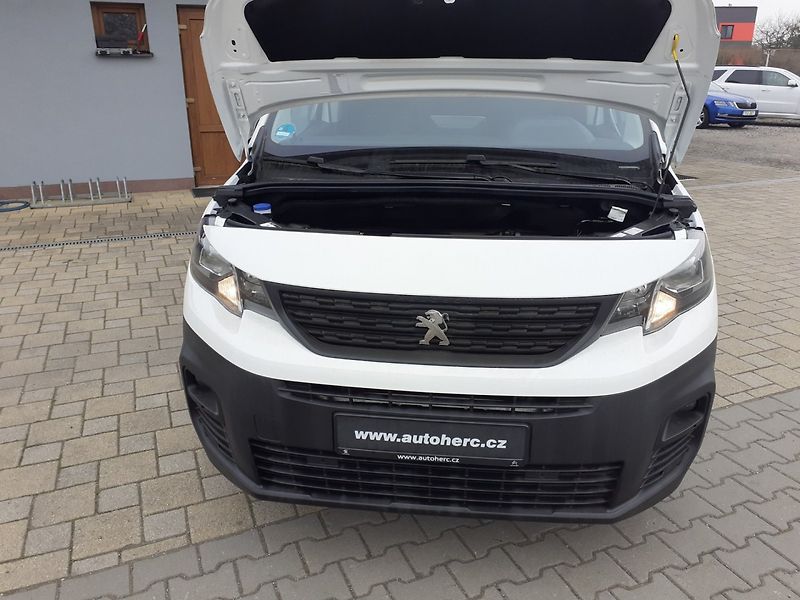 Peugeot Partner (2021) 1.5 Blue HDi  C.HMOT.2365 KG - fotka 28 z 37