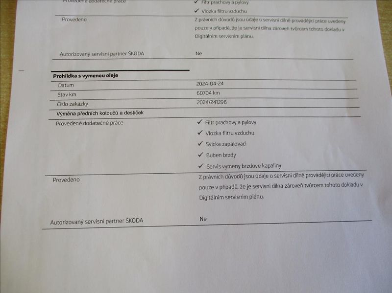 Škoda Fabia 1,0 TSI Black, servis,1.maj,CZ - fotka 38 z 39
