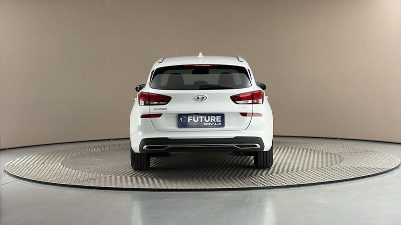 Hyundai i30 1.5 T-GDI Smart Kombi - fotka 5 z 24