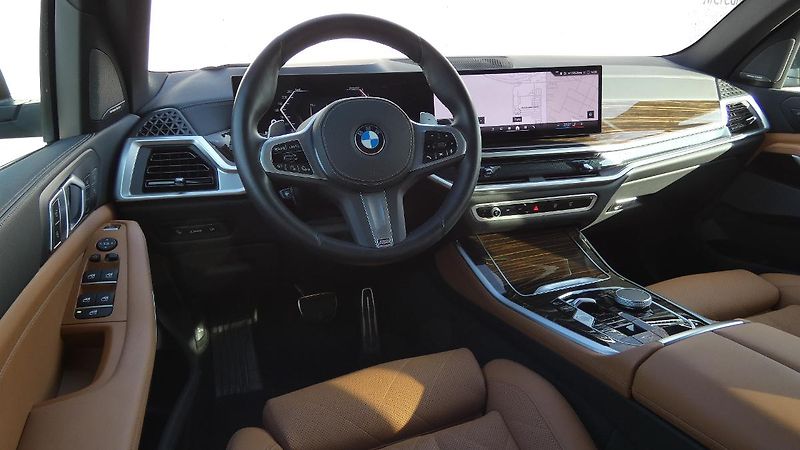 BMW X5 30d xDrive M Sport - fotka 5 z 21