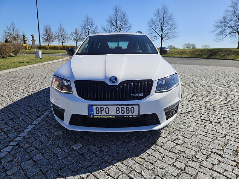 Škoda Octavia (2015) RS 162KW, SUPER, SPLÁTKY  - fotka 2 z 24