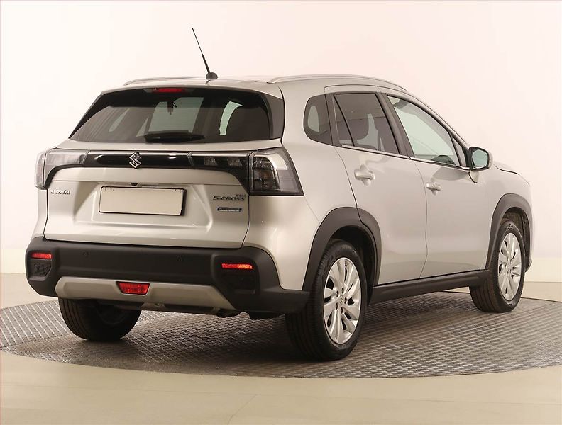 Suzuki SX4 S-Cross (2021) Premium 1.4 BoosterJet - fotka 5 z 22