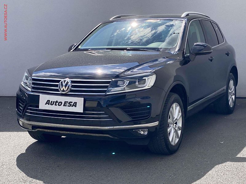 Volkswagen Touareg (2015) 3.0 TDi V6 4x4, AT, kůže - fotka 3 z 23