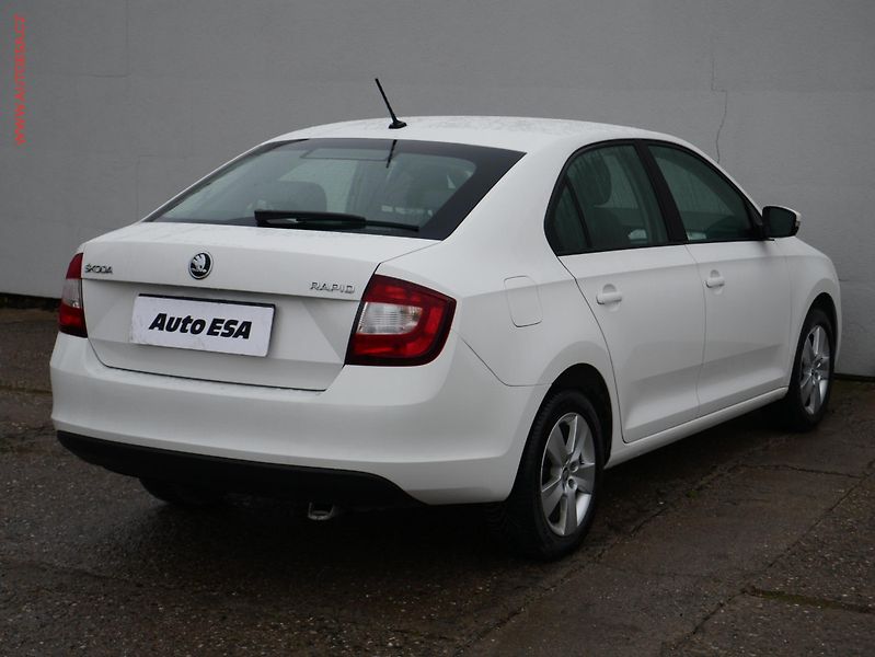 Škoda Rapid (2019) 1.0 TSi, 2.maj,ČR, Ambition - fotka 6 z 15