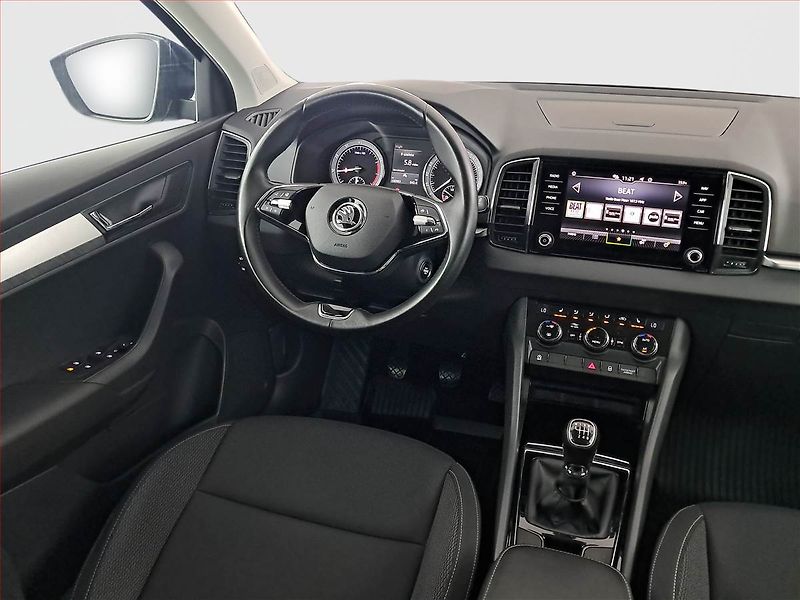Škoda Karoq (2023) 1.0 TSI - fotka 7 z 18