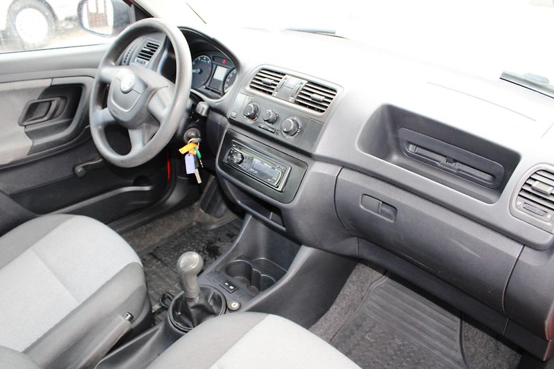 Škoda Fabia (2010) REZERVACE - fotka 14 z 16