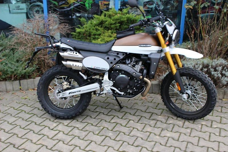 Fantic Caballero 500 Explorer (2024) 2024 SKLADEM akce - fotka 3 z 9