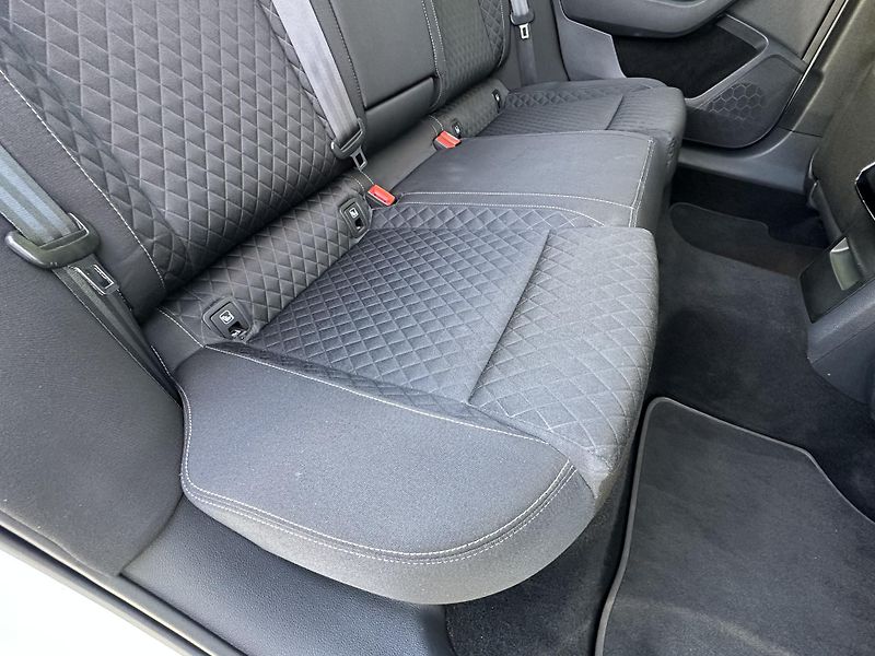 Škoda Superb (2016) 1.8TSI/132kW *STYLE* 1.Maj.  - fotka 27 z 38