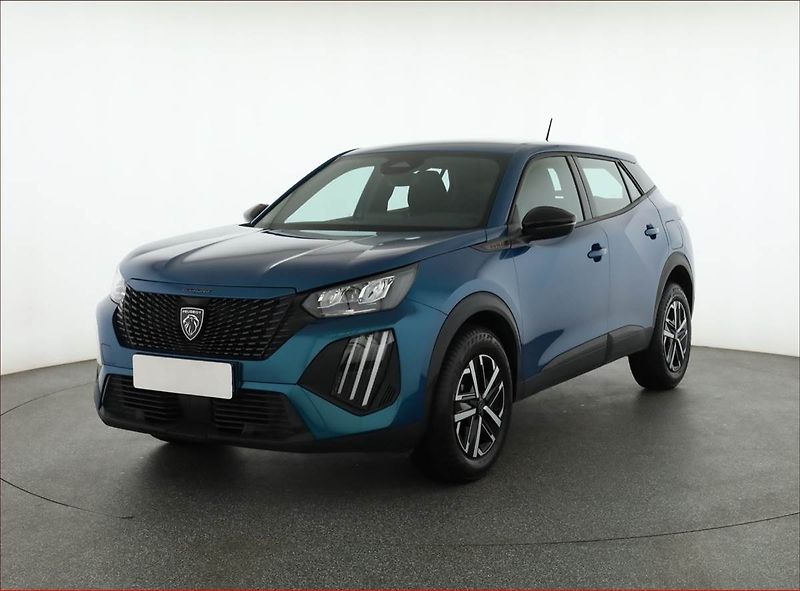 Peugeot 2008 (2025) Style 1.2 PureTech - fotka 2 z 18