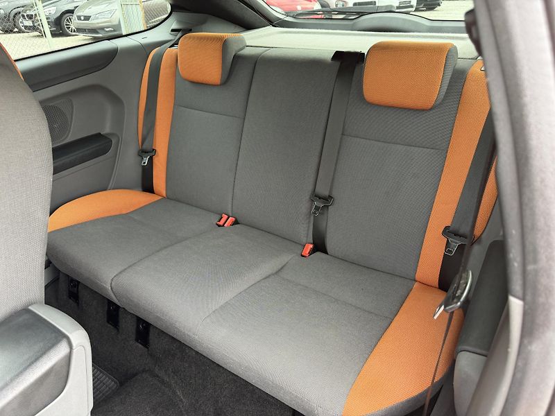 Ford Focus ST 2.5i 166 kW - fotka 8 z 24