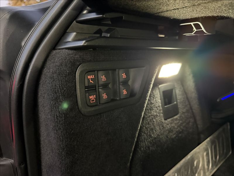 BMW X7 40d Msport X-drive - fotka 41 z 43