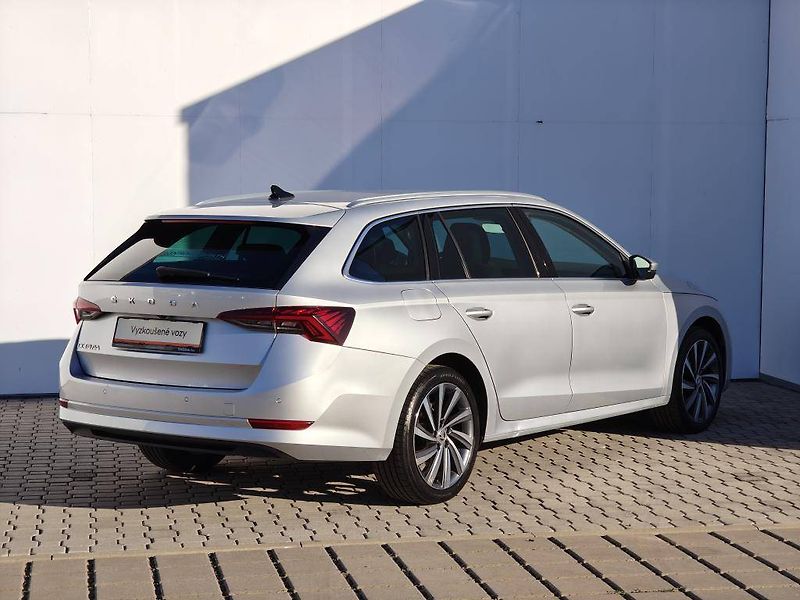 Škoda Octavia Style 7DSG 2,0TDI - fotka 2 z 23