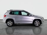 Volkswagen Tiguan (2010) R-Line 2.0 TSI, 4X4, Automat - náhled 6