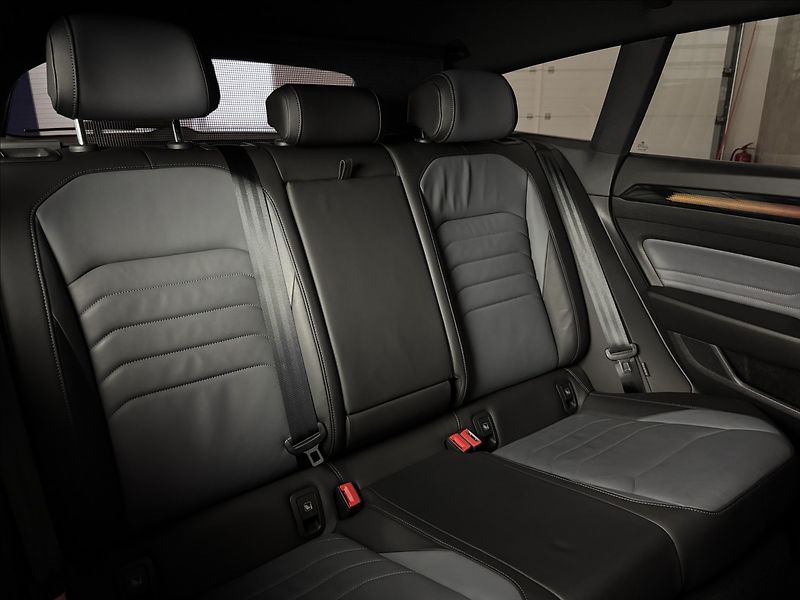 Volkswagen Arteon Shooting Brake 1,4 TSi  DSG eHybrid Elegance - fotka 17 z 49