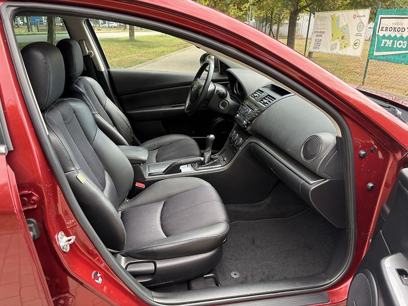 Mazda 6 2.0 Sports-Line - fotka 22 z 32