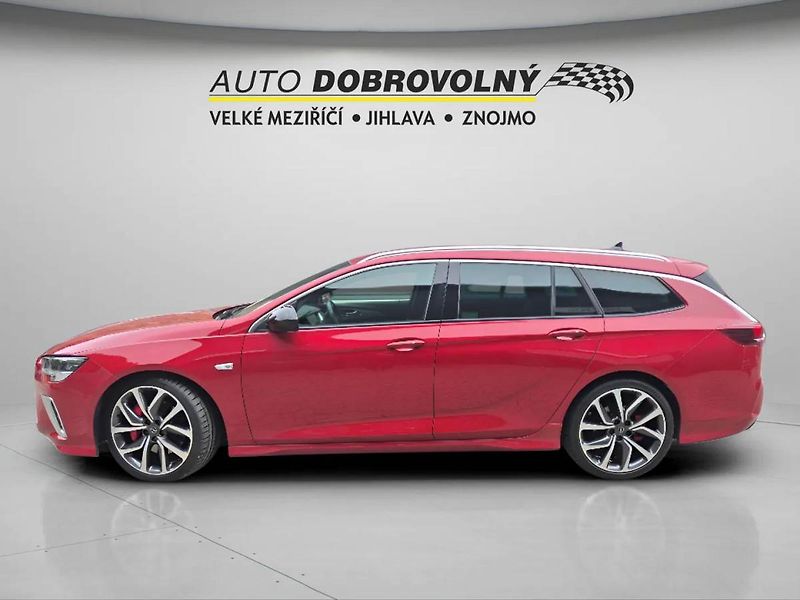 Opel Insignia GSi Sports Tourer F 2.0 SHT & - fotka 3 z 49