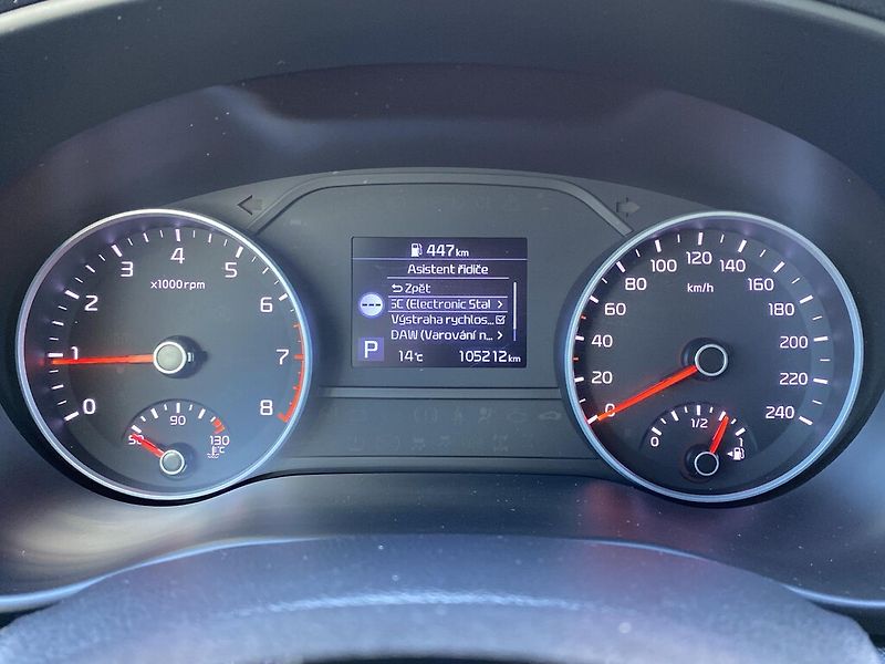 Kia Sportage 1,6 T-GDi 130 kW 4x4 DCT - fotka 9 z 26