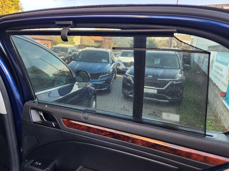 Škoda Superb 2.0-PRAV.SERVIS-TOP VÝBAVA - fotka 19 z 37