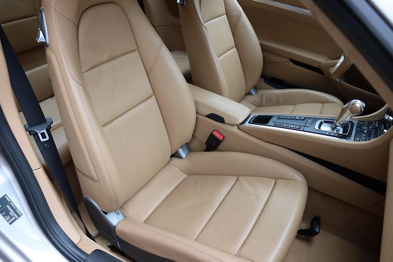 Porsche 911 991.1 CARRERA S 3.4 PDK 257k - fotka 40 z 44