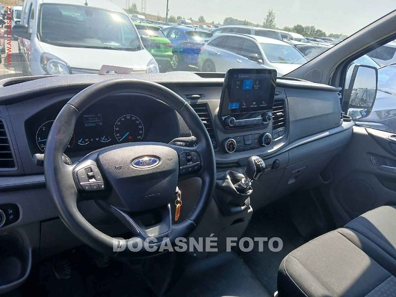 Ford Transit Custom (2022) 2.0TDCi 9míst, Trend, 96kW - fotka 3 z 6