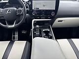 Lexus NX 350h (2024) 2.5HSD, 4x4, F-Sport top, ČR - náhled 12